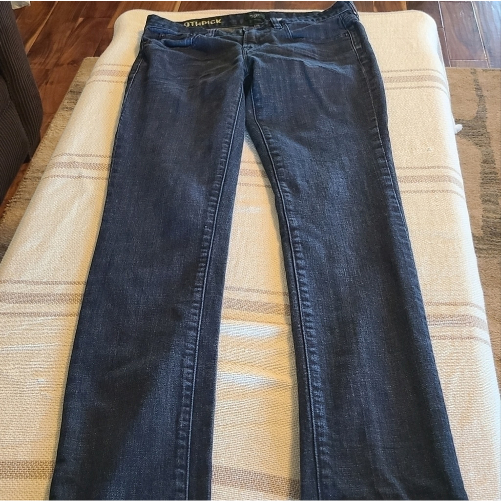 J Crew toothpick jeans sz.29"x 30" 8" rise.(#1167C). EUC.
